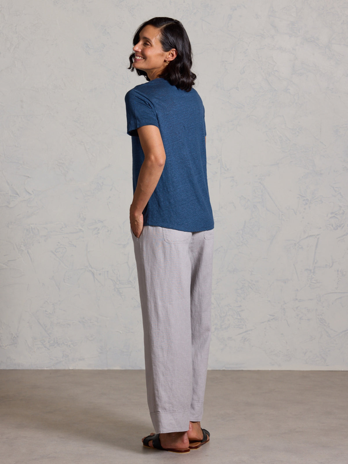 Clovelly French Linen T-Shirt Navy